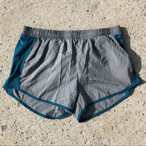 UNDER ARMOUR MakeAnOffer Running Shorts